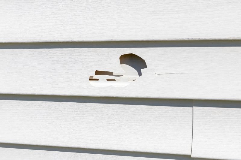 Seam Repair in Vinyl Siding